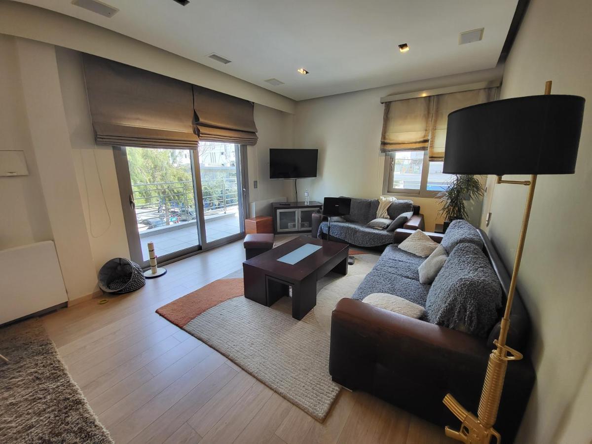 Cozy Apartment In Front Of The Park 아테네 외부 사진